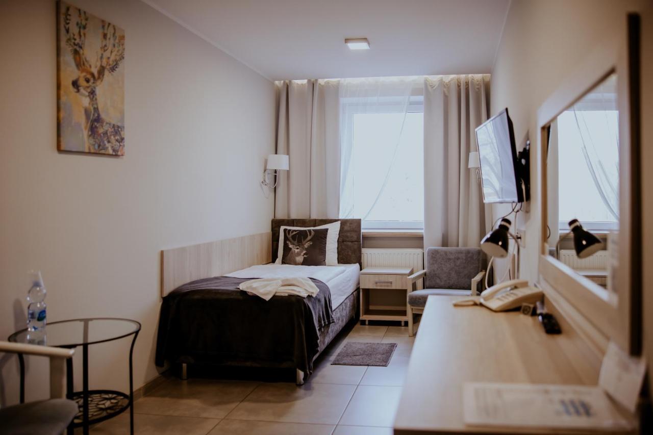 Hotel Greys Polonia Zasutowo Exterior photo